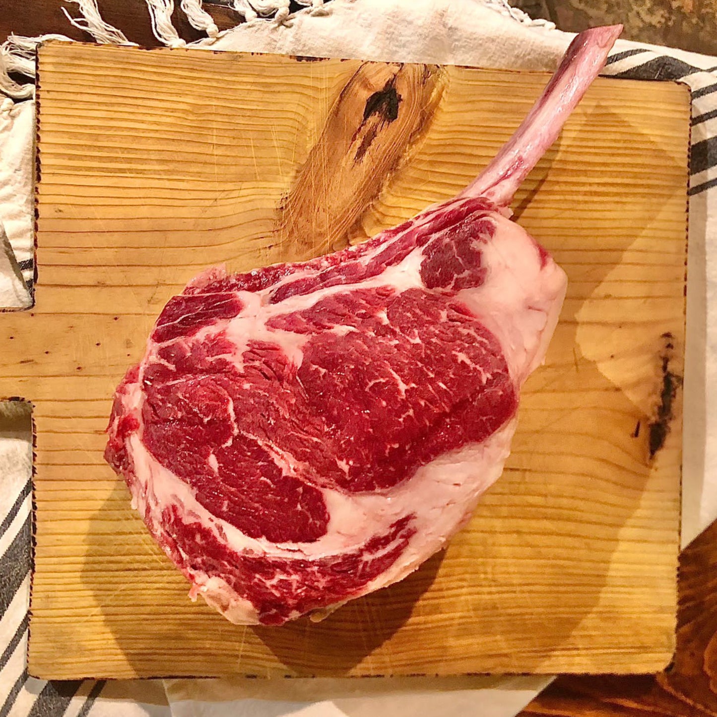 beef tomahawk steak